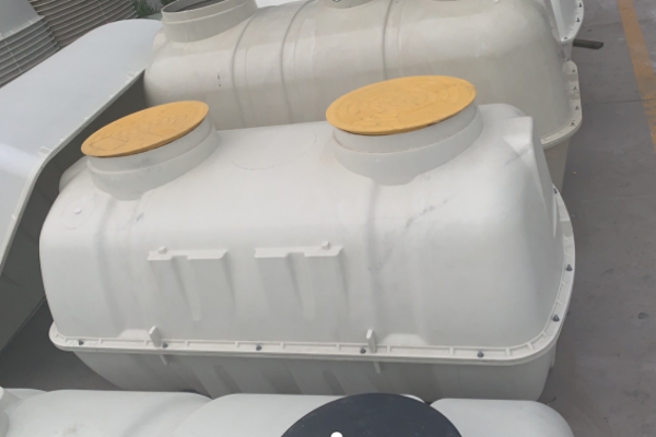 農(nóng)村玻璃鋼化糞池特性以及使用效果如何 農(nóng)村玻璃鋼化糞池特性以及使用效果如何